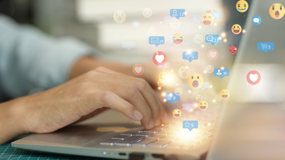 Follow LATICRETE on Social Media