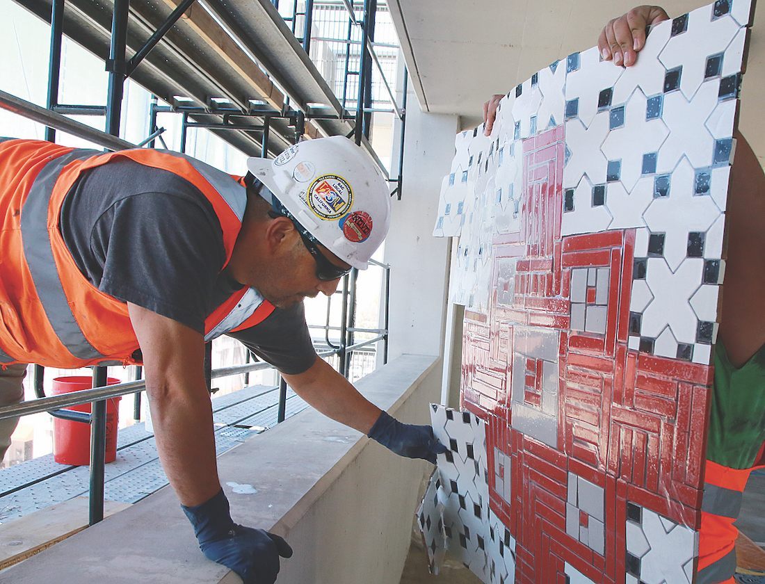Watsonville Brillante Mural mosaic installation photo credit Kathleen Crocetti